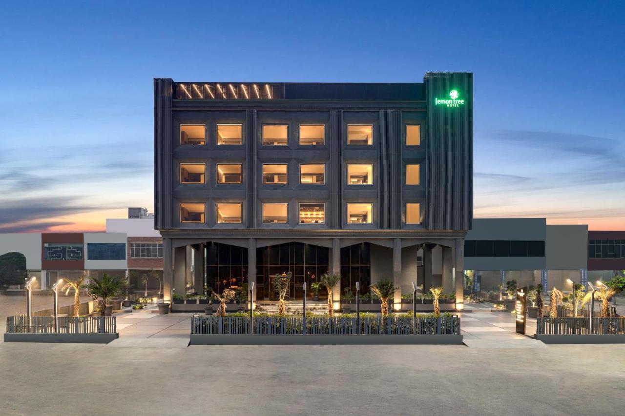 Lemon Tree Hotel, Hisar Luaran gambar